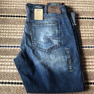 Silver Jeans Girlfriend size 14x27